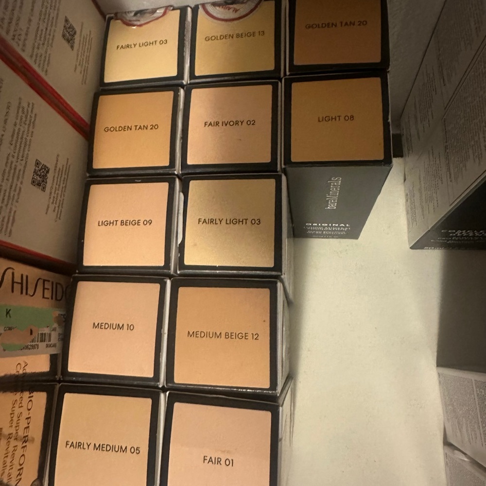 2 pc Chose shade! BARE MINERALS ORIGINAL LIQUID MINERAL FOUNDATION BROAD 30 ML - Picture 5 of 5